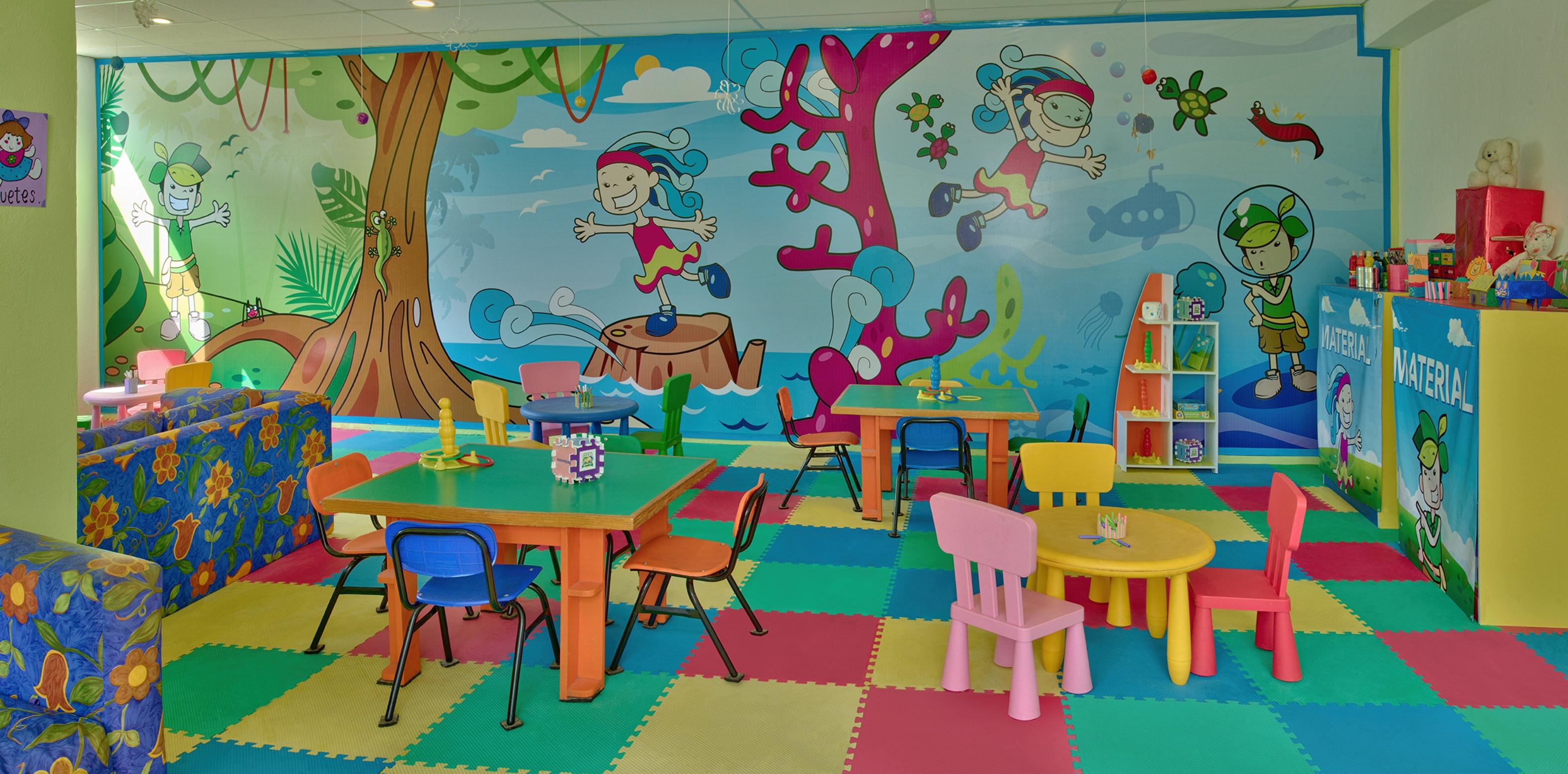 Hotel Hacienda Jurica By Brisas à Querétaro Extérieur photo A children's play area at a restaurant in India
