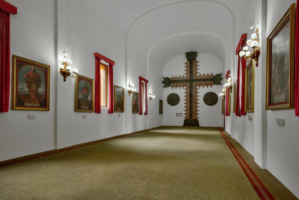 Hotel Hacienda Jurica By Brisas à Querétaro Extérieur photo The Gallery of the Order